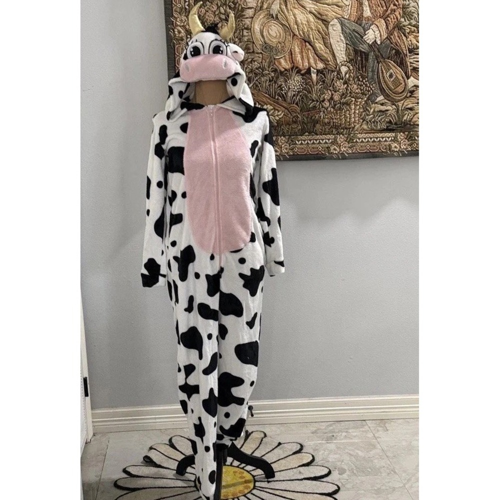 Secret‎ Treasures Pajama One-piece Kids Small 4-6 White Cow Costume Hooded Zip